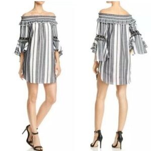 Misa Los Angeles Off-Shoulder Cybele black and white mini dress small